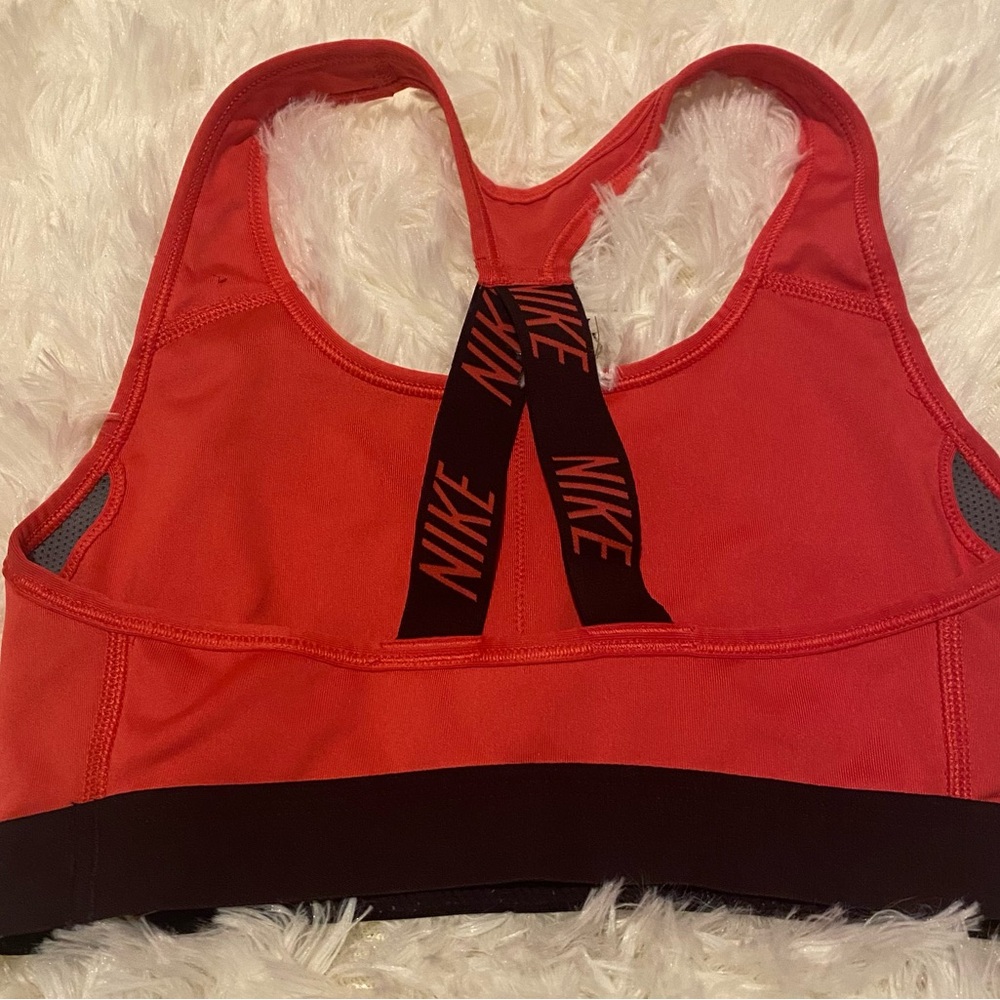 Nike Women's Racerback Sports Bra